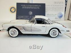 Snowcrest White/Inca Silver 1958 Corvette Limted Edition Franklin Mint 124