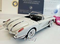 Snowcrest White/Inca Silver 1958 Corvette Limted Edition Franklin Mint 124