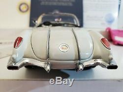 Snowcrest White/Inca Silver 1958 Corvette Limted Edition Franklin Mint 124