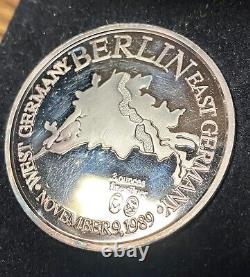 The Berlin Wall Commemorative Medallion 3oz. 999 Silver with Box & COA, #9547