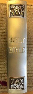 The Franklin Mint Family Bible withSterling Silver Cover King James Version