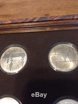 The Rare! Franklin Mint 1976-77 Silver Good Luck Medal Set. 8 Troy Ounces