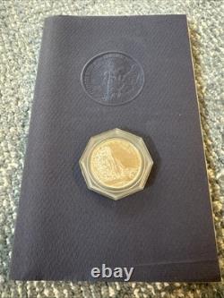 VINTAGE! Limited Edition 4111 of 15,000 Franklin Mint 1971 Havasupai Medal Book