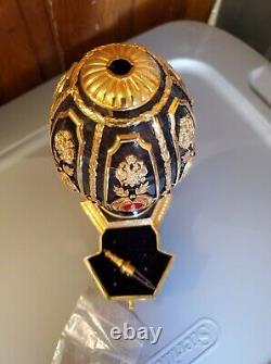 Very rare franklin mint gold and silver jeweled egg with miniture chess set inside