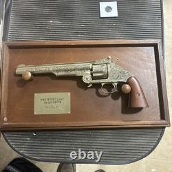 Wyatt Earp Franklin Mint Commemorative. 44 With Display WithPLUG NO FRING Certified